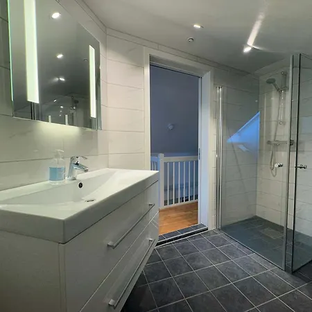 Apartment Penthouse At Heart Of - Four Bed 2 Bath Bergen