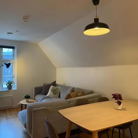 Apartment Penthouse At Heart Of - Four Bed 2 Bath