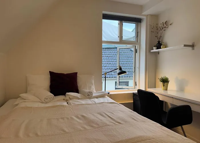 דירה Penthouse At Heart Of - Four Bed 2 Bath ברגן
