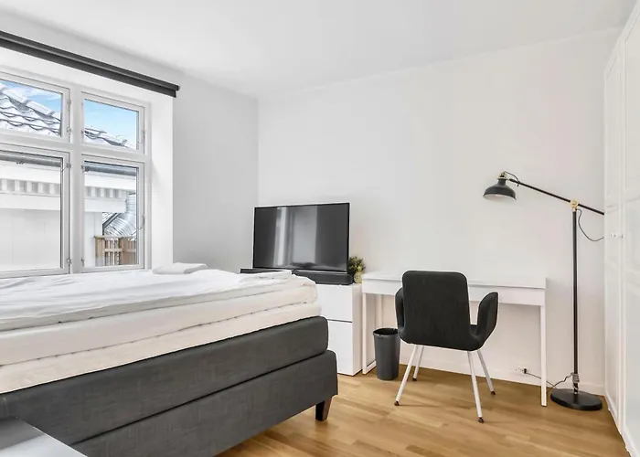 Penthouse At Heart Of - Four Bed 2 Bath Διαμέρισμα Μπέργκεν