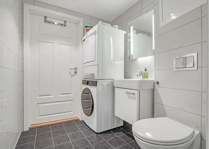 דירה Penthouse At Heart Of - Four Bed 2 Bath *