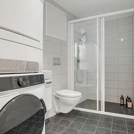 Penthouse At Heart Of - Four Bed 2 Bath Берген